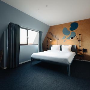 Grote Kamer met een King Size Bed